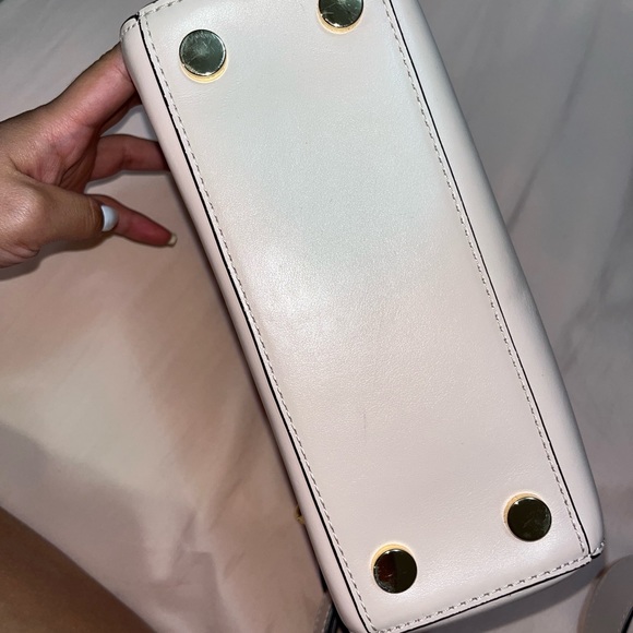 Michael Kors small light pink purse - Picture 2 of 5